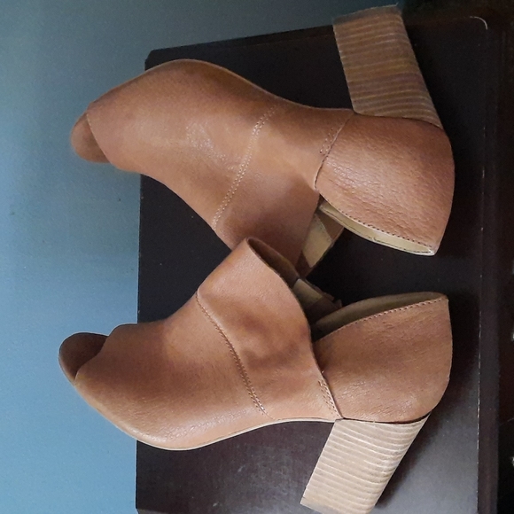 Adam Tucker McKenna Chunky Heel Leather Open  Toe Shoe Bootie Size 8.5 - Picture 7 of 14